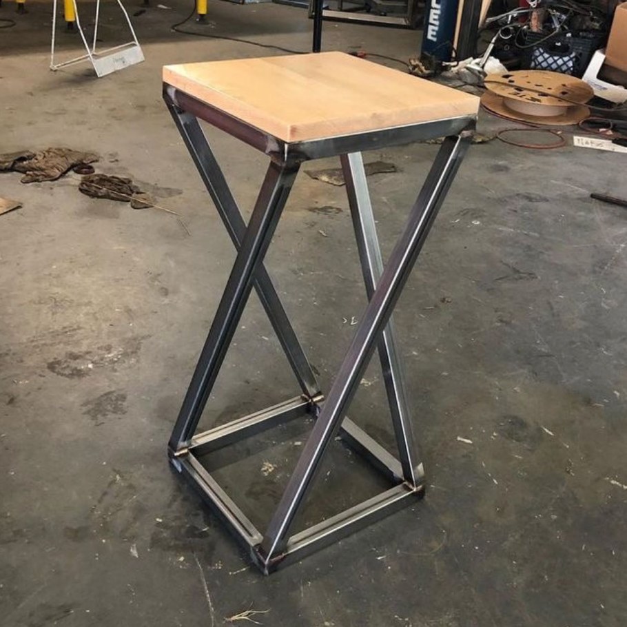 Стул из профильной трубы