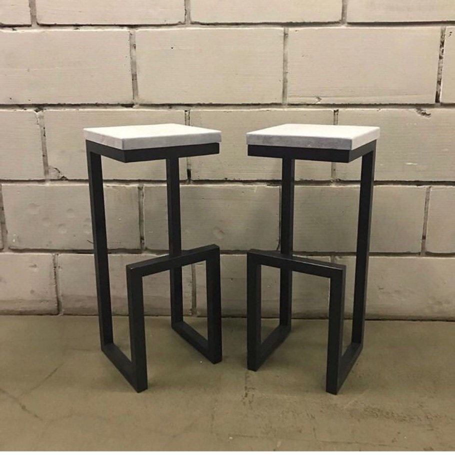 Стулья в стиле лофт на металлическом каркасе барные