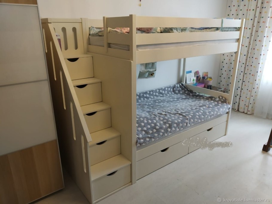 Двухъярусная кровать лазурит Герда с лестницей комодом