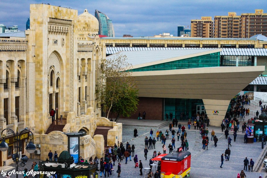 Баку здание метро Низами фото