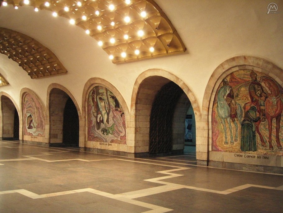 Станция метро Низами в Баку