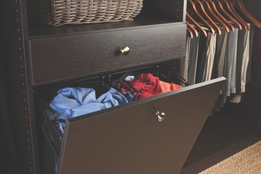 Шкаф для постельных принадлежностей