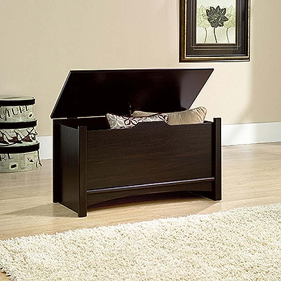 Тумба для одеял и подушек