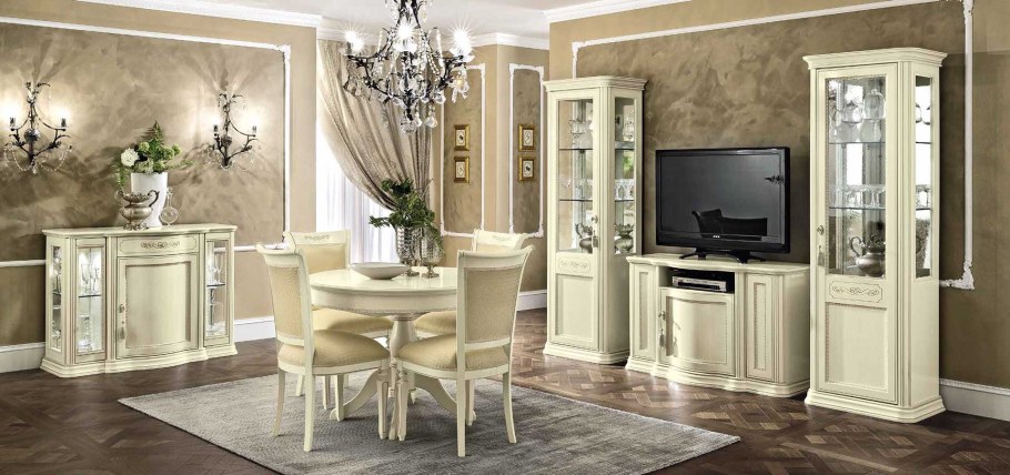 Гостиная Торриани аворио Италия