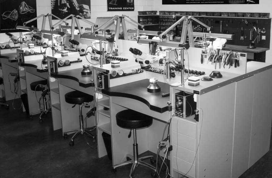 Ювелирный инструмент jura