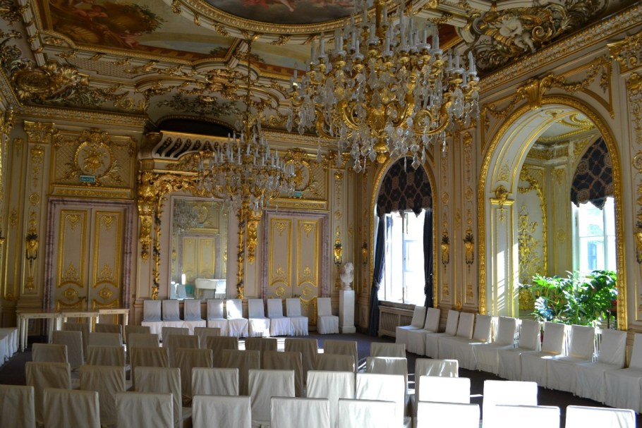 Особняк Половцева белый зал
