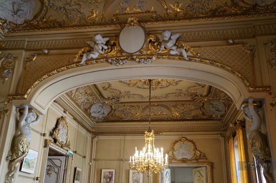 Особняк Половцева белый зал