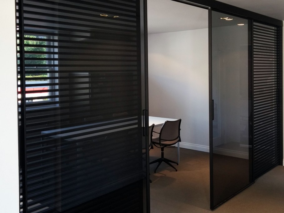 Стеклянная перегородка Rimadesio