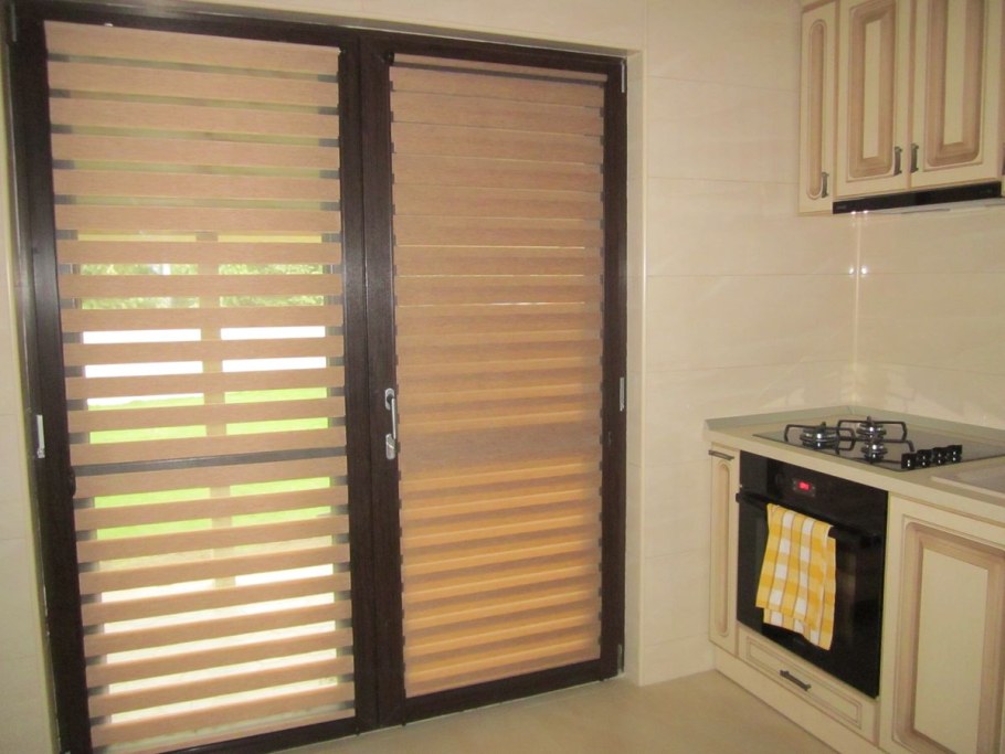 Двери жалюзи