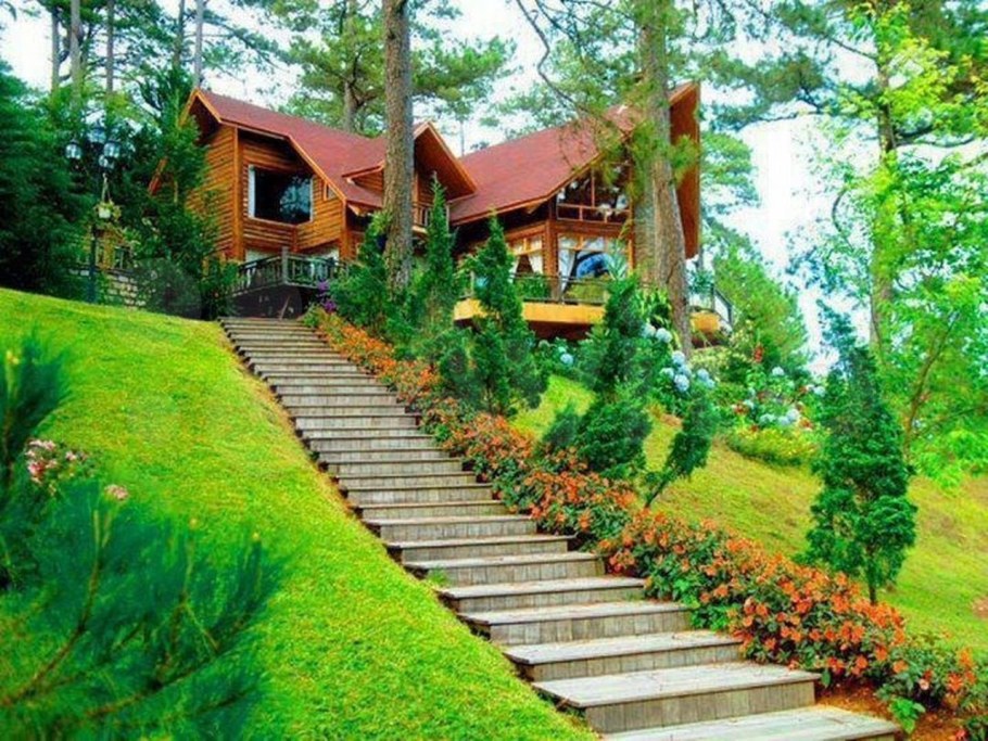 Участок на склоне