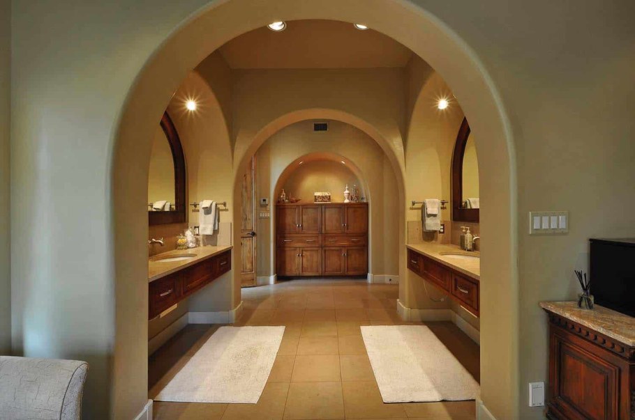 Романский стиль арки