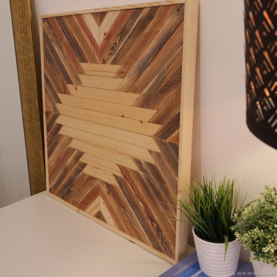 Панно из деревянных реек на стену