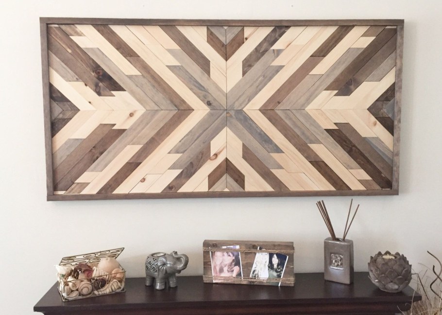 Деревянное панно на стену