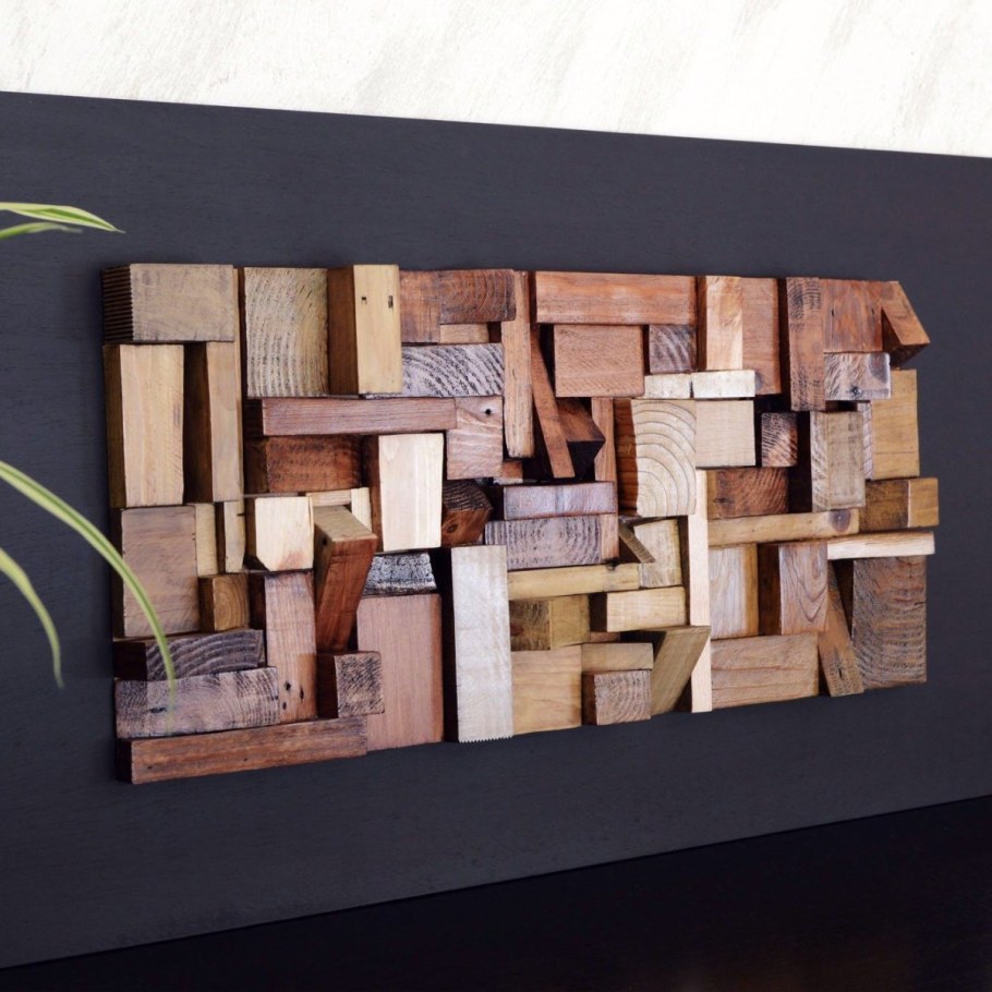 Настенное панно из дерева