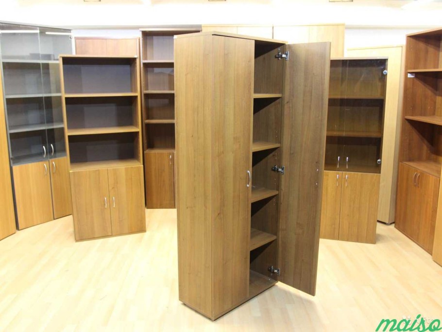 Шкаф офисный для одежды б/у