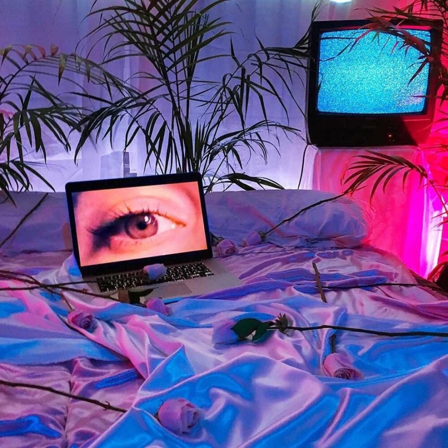 Neon Room vaporwave киберпанк
