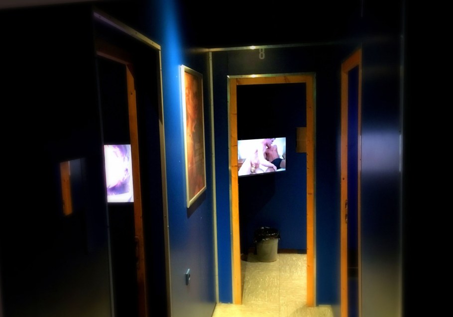 Комната Glory hole