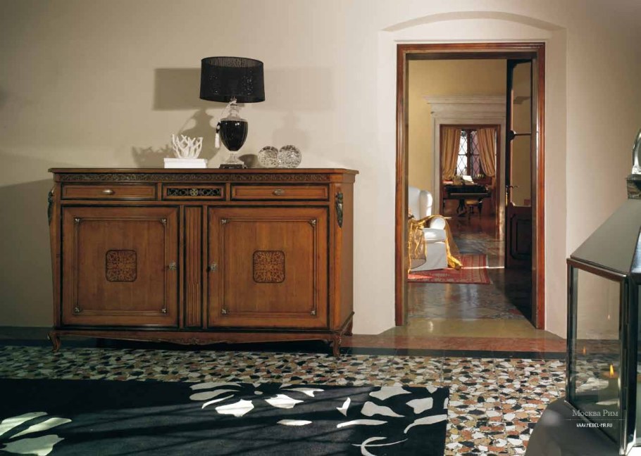 Отдельные предметы мебели из Италии