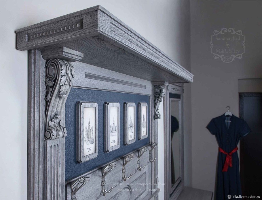 Вешалка в прихожую настенная массив