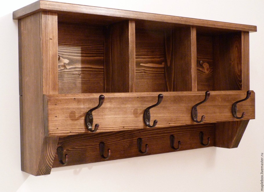 Вешалки в прихожую настенные деревянные