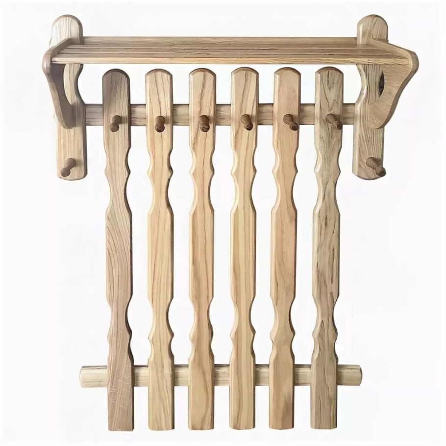 Вешалка деревянная настенная