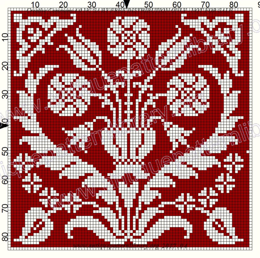 Монохромная вышивка крестом подушки