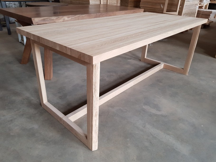 Каркас стола из дерева