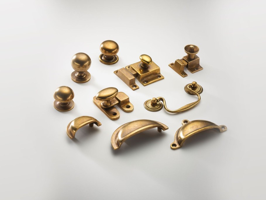 Мебельные ручки Armac Martin Oblique латунь