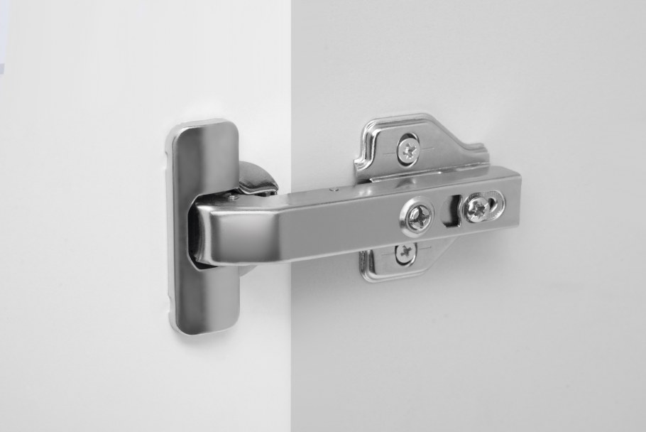 Петля мебельная Boyard