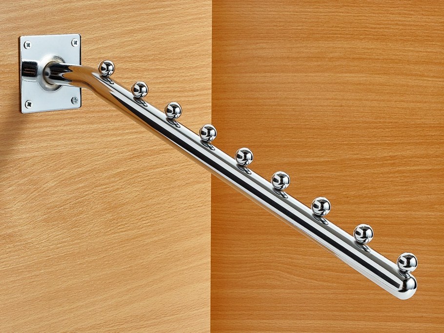 Кронштейн для вешалок