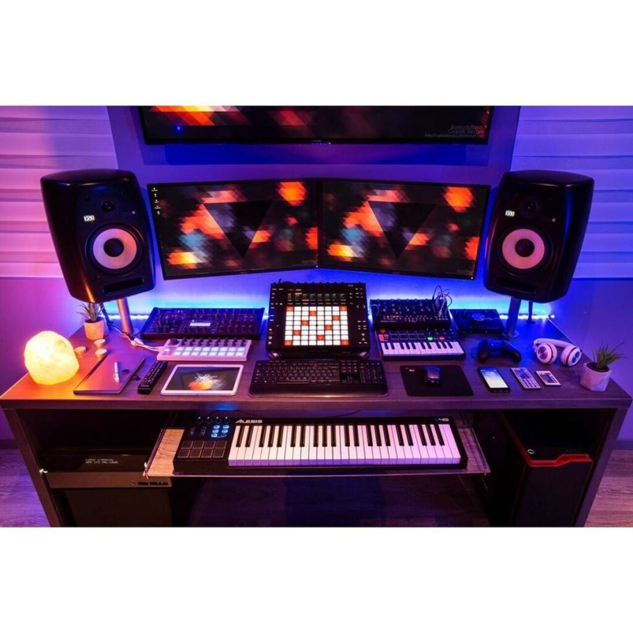 Студия звукозаписи неон 4к