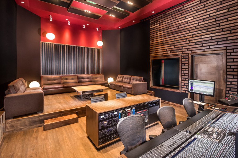 Интерьер звукозаписывающей студии