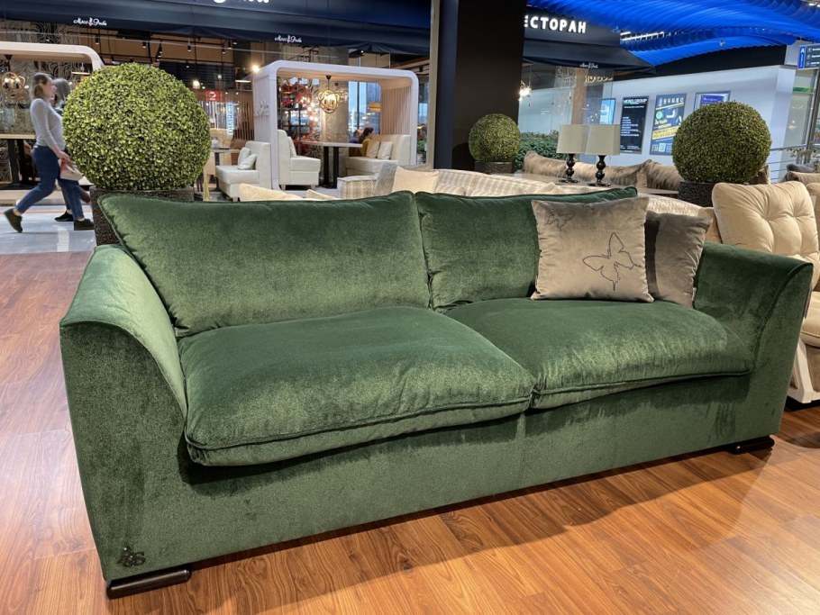 Диван Беверли от Альберт Штейн