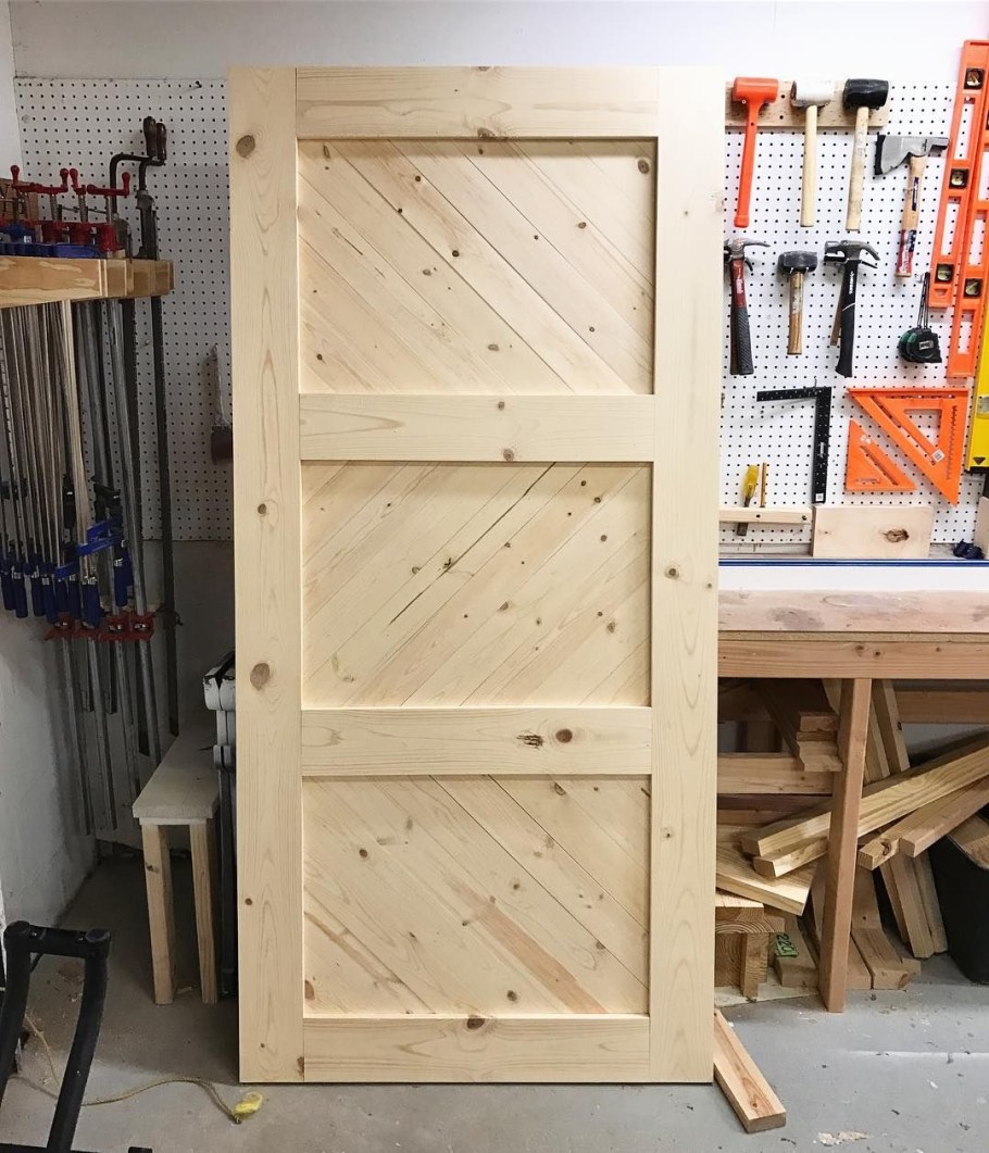 Самодельная дверь