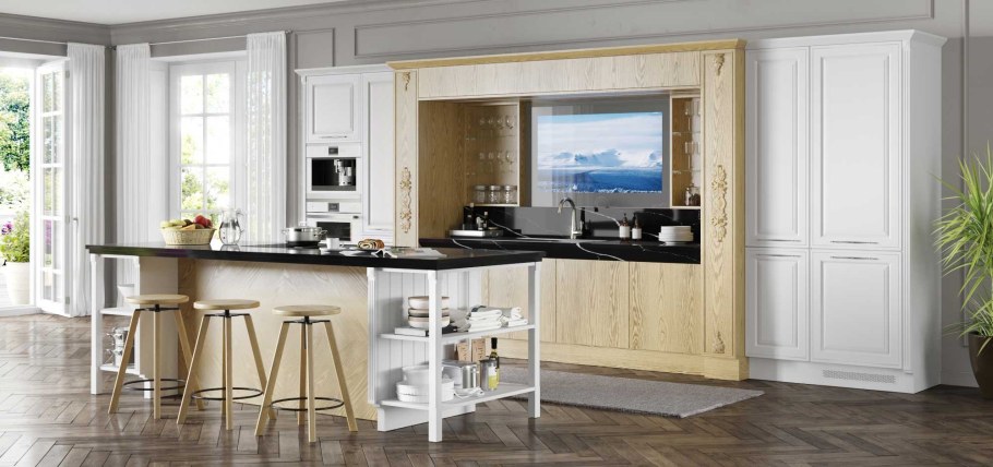 Джулия Новарс фасад Петра