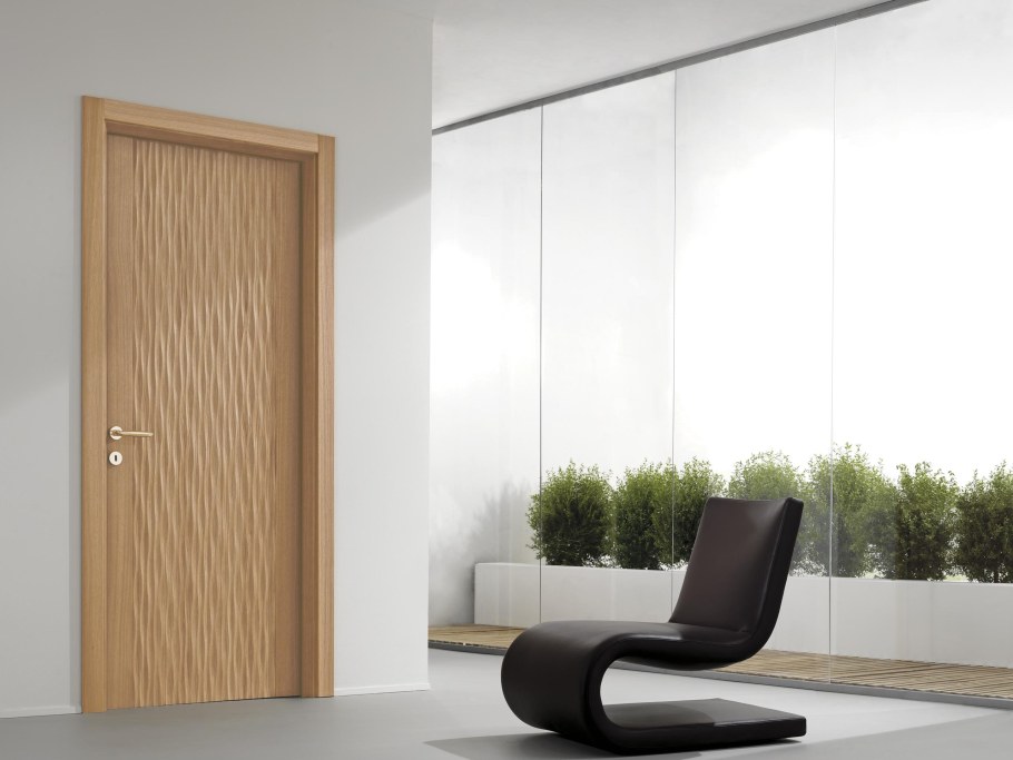 Двери дуб натуральный в интерьере