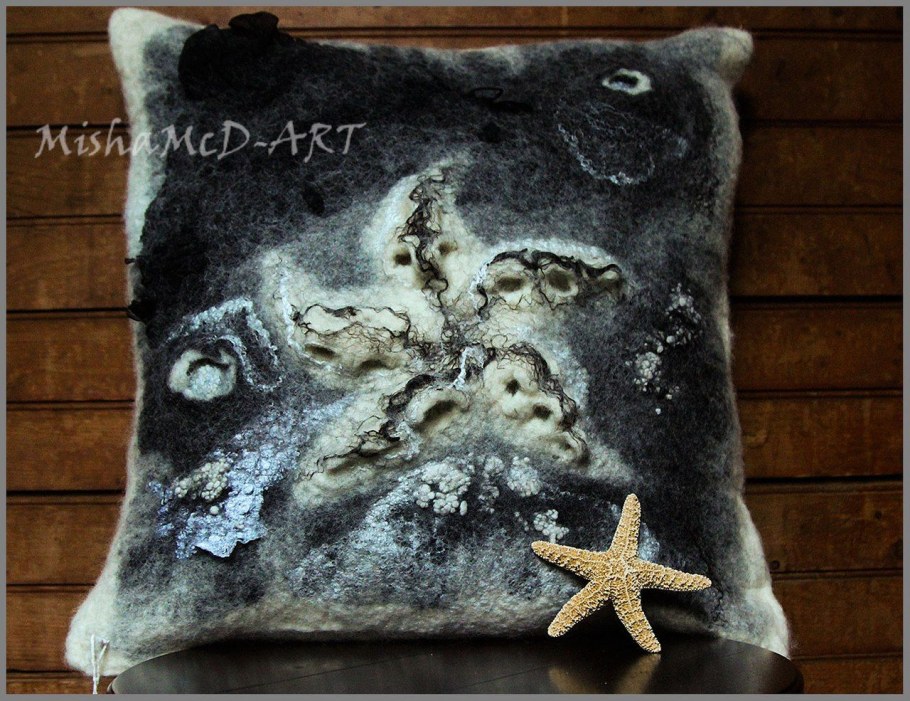 Подушки из шерсти валяние