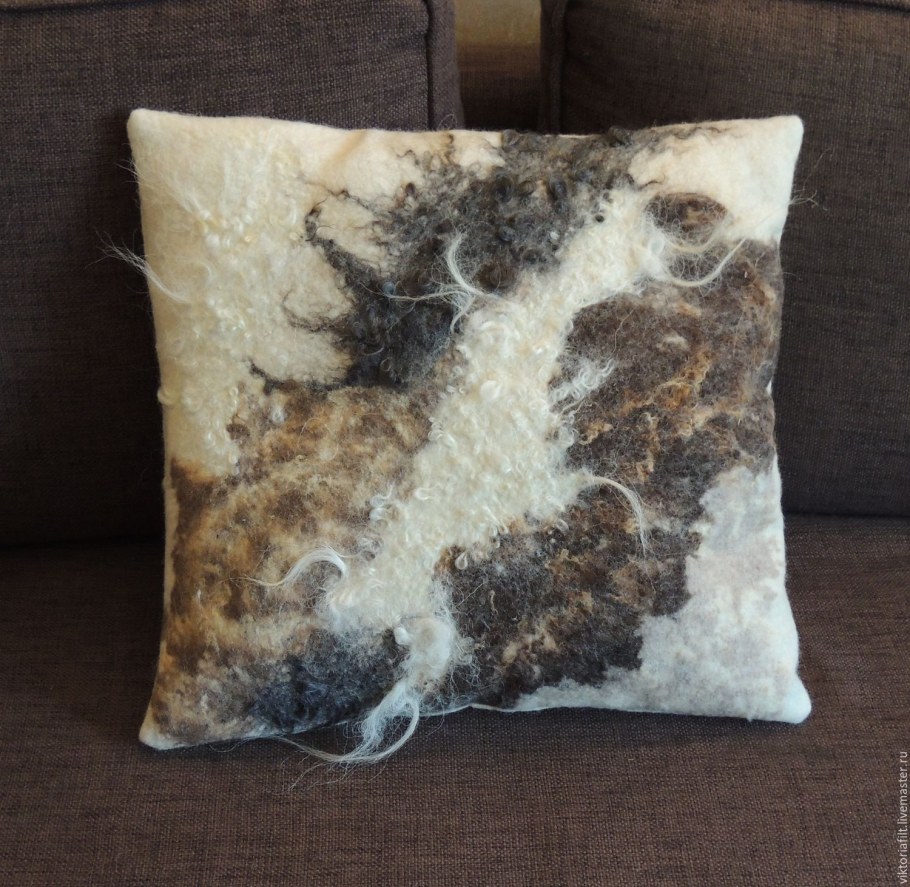 Валяные подушки из шерсти