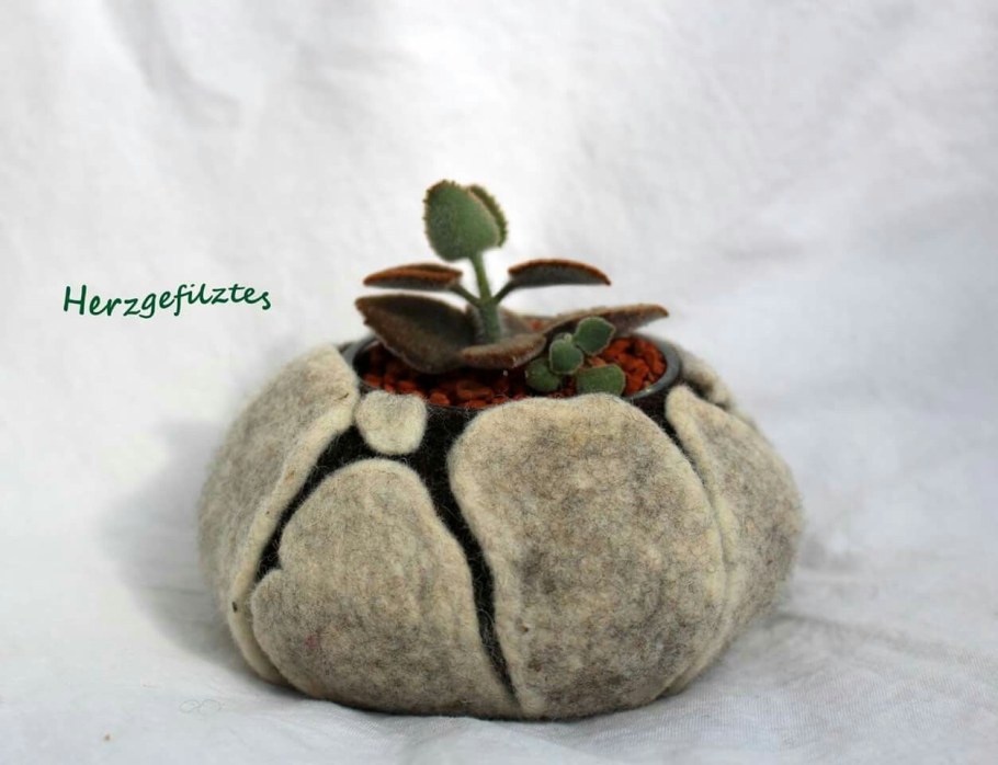 Валяные вазы интерьерные