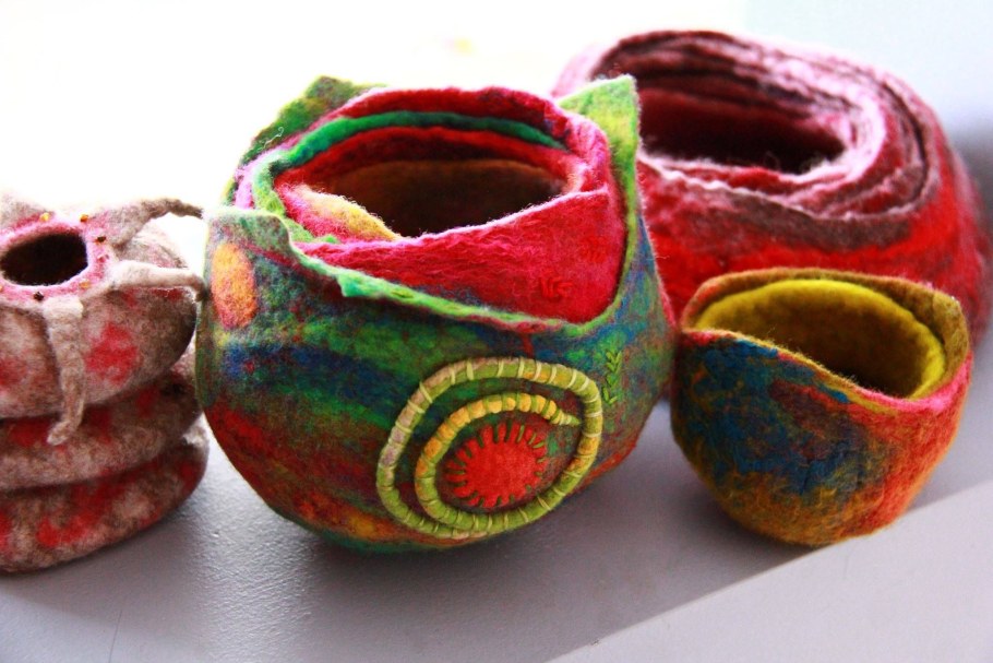 Валяные необычные штучки