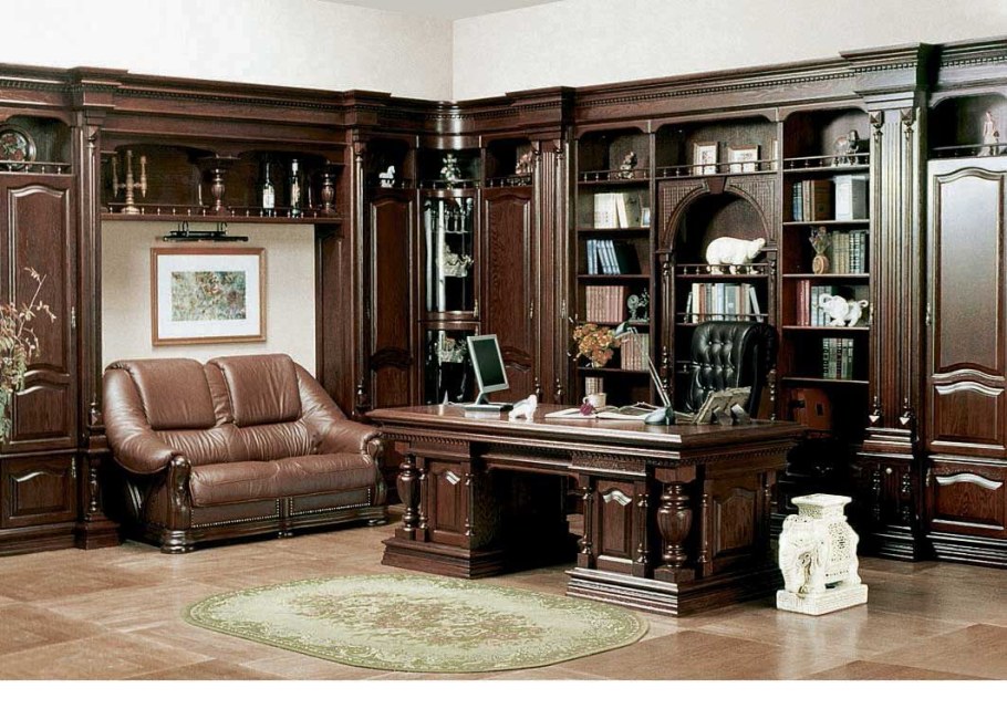 Кабинет из натурального дерева