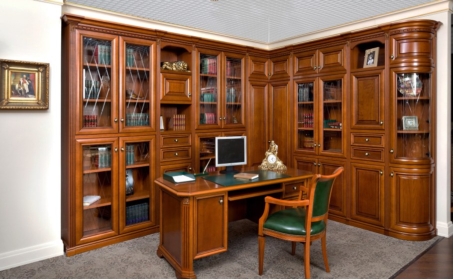 Элитная мебель для кабинета руководителя