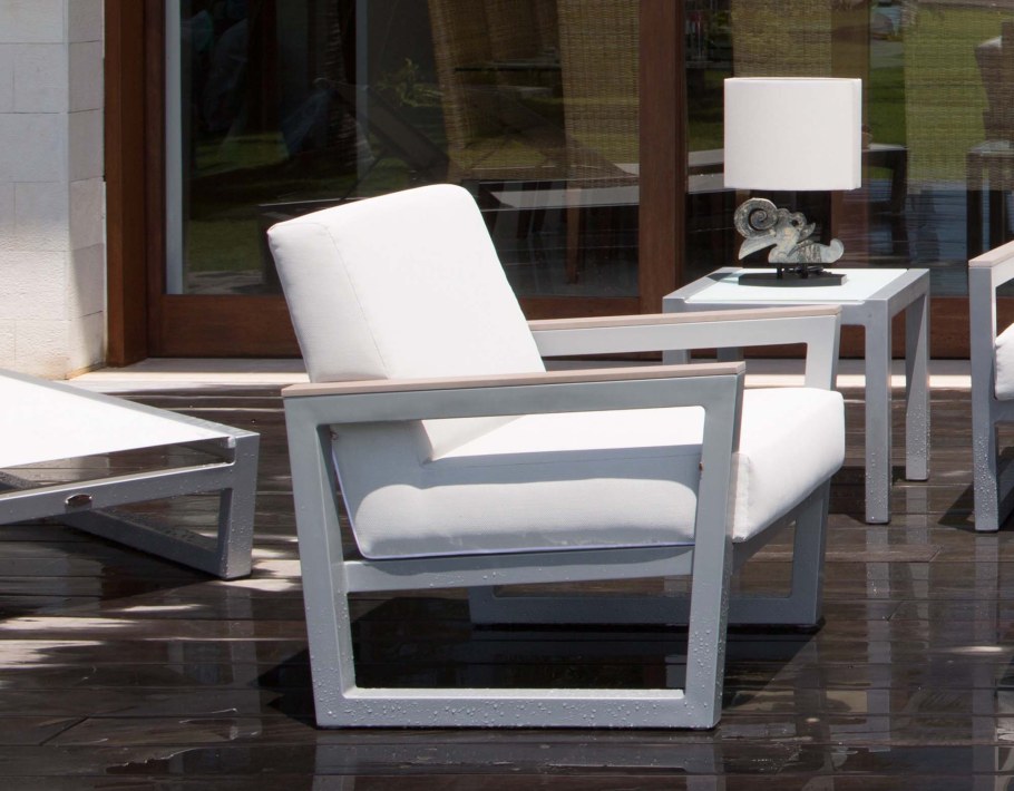 Стулья для лаунж зоны