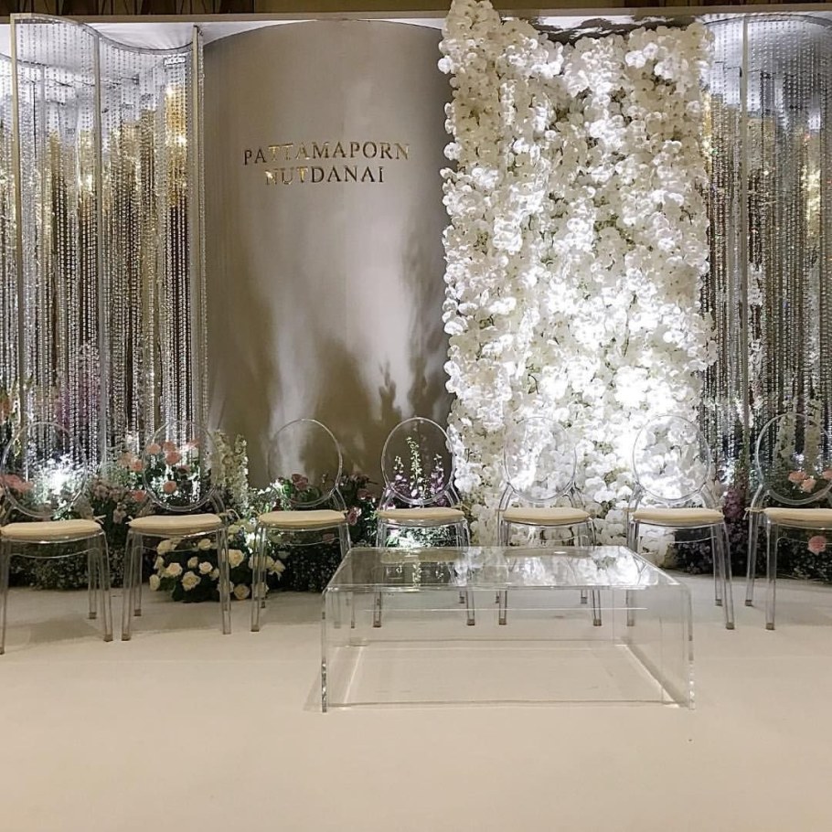 Современные Свадебные фотозоны