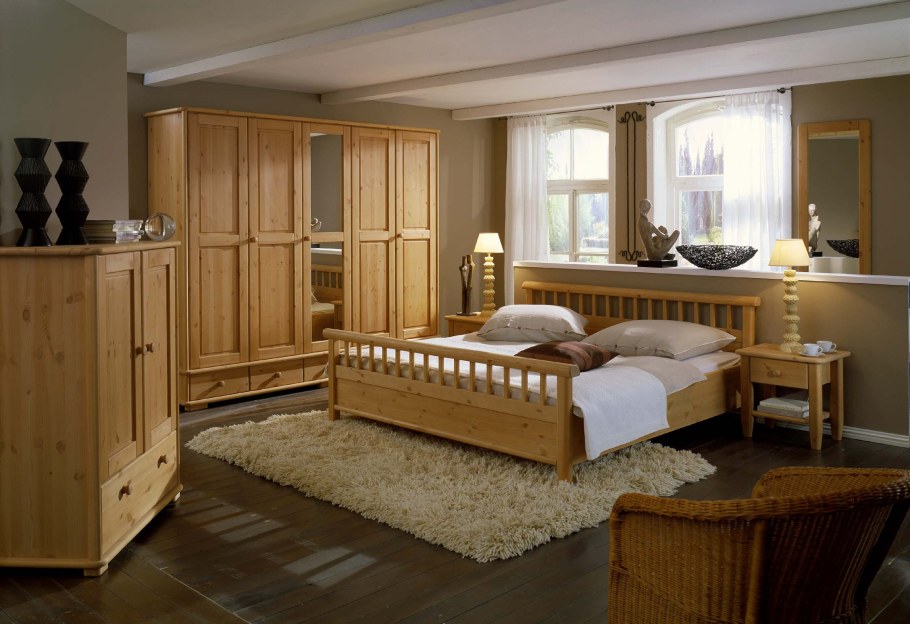 Спальня из массива сосны Бобруйскмебель