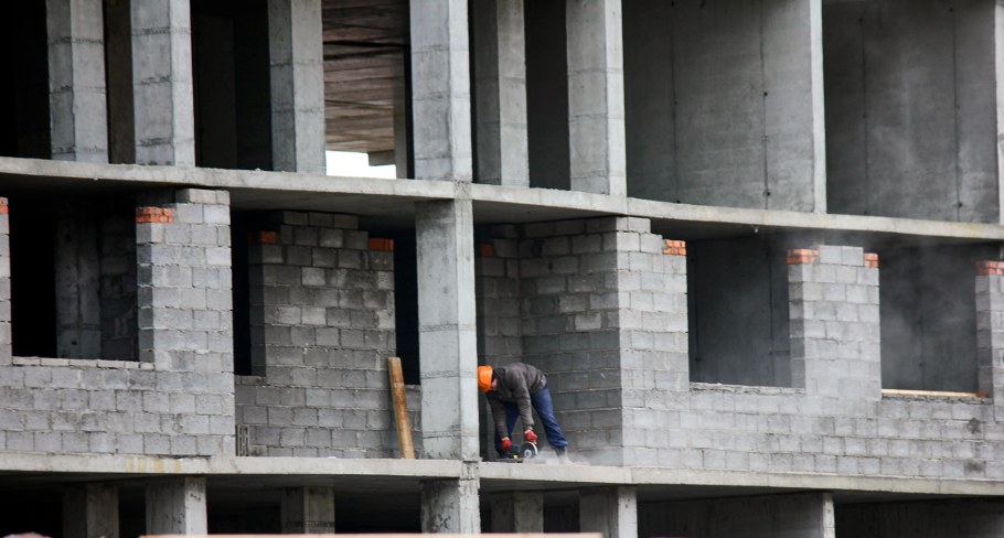 Возведение стен зданий