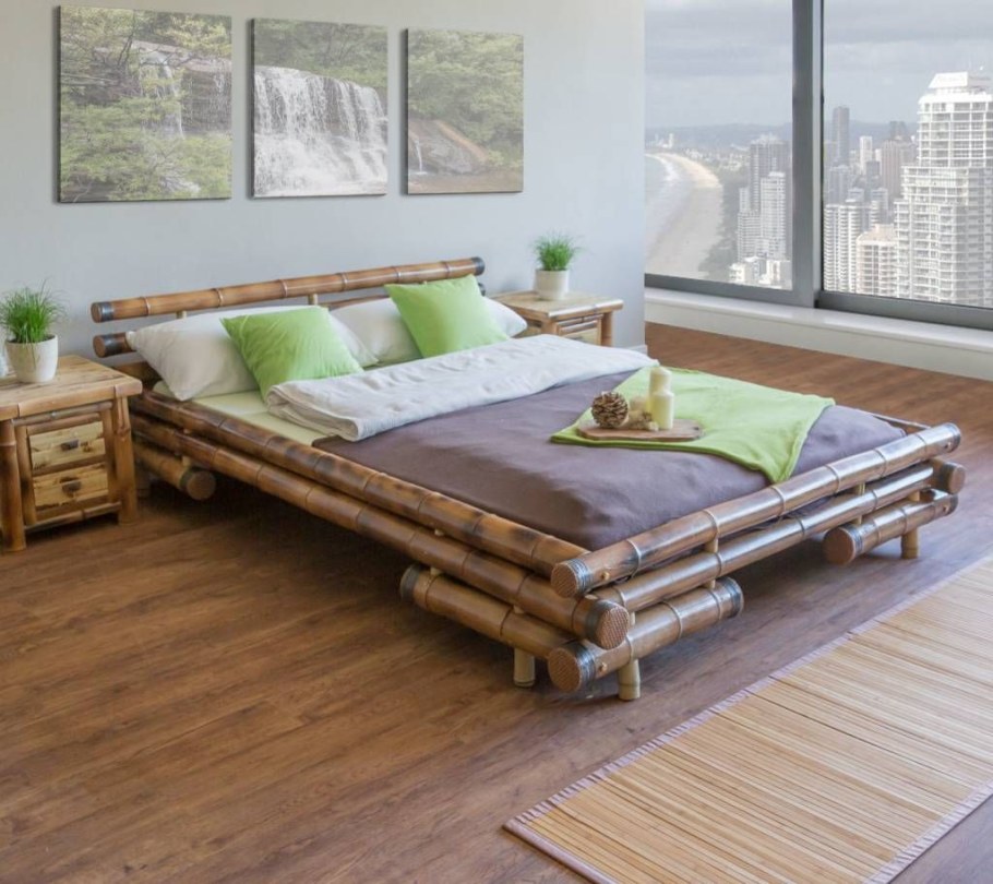 Двуспальная кровать из бамбука