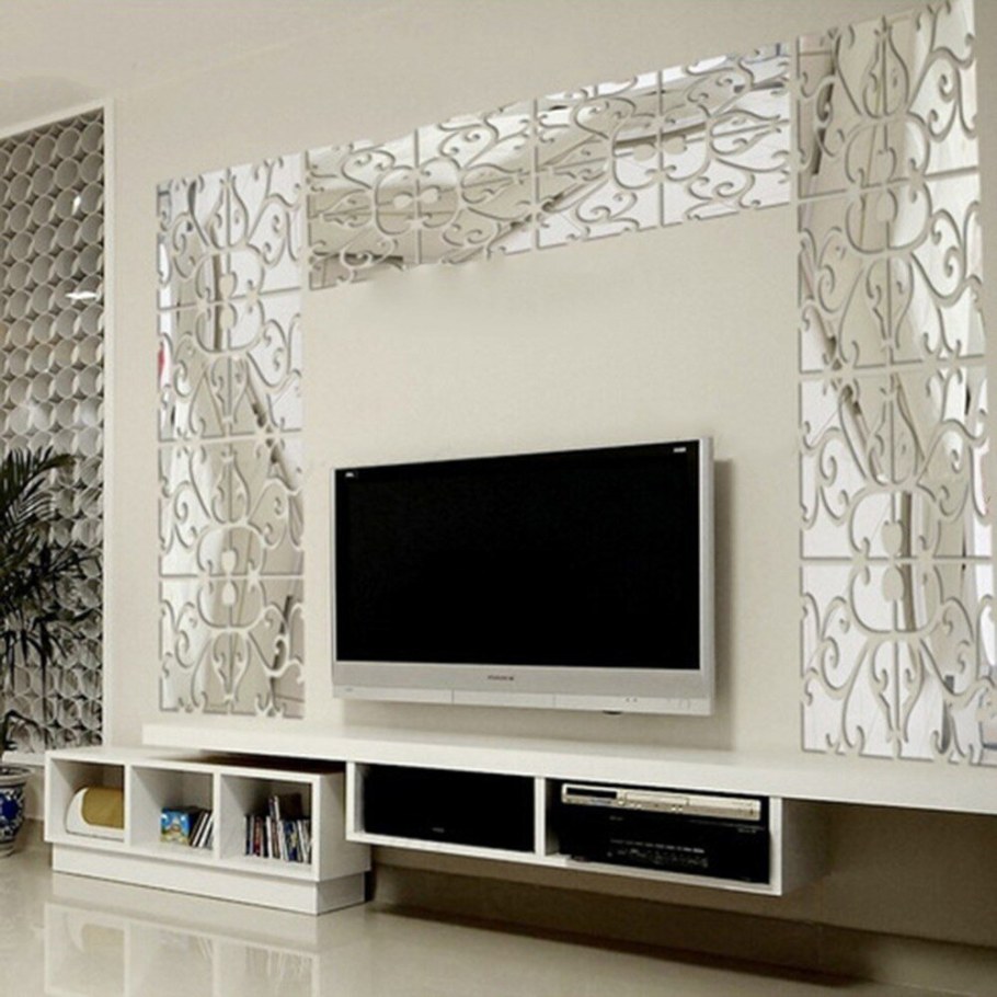 Телевизор на стене