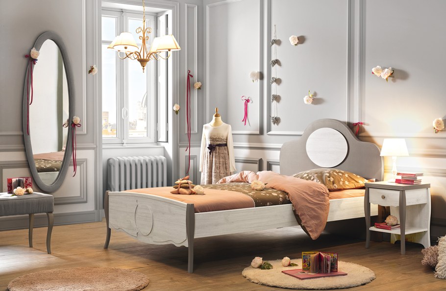 Где в детской расположить зеркало для девочки