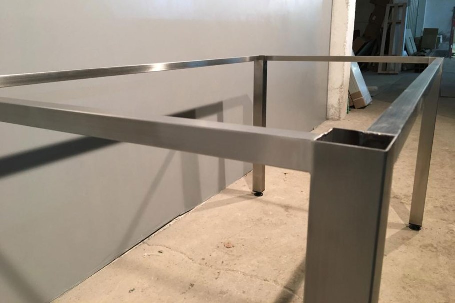 Каркас из нержавеющей стали